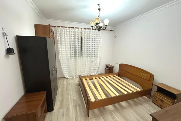 Shtepi me qera Apartament ne Tirane, 2+1, Mobilimi E mobiluar, Pagesa 50,000  Leke.