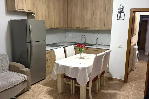 House for Rent Apartment in Tirana, 2+1, Furniture Furnished, Payment 65,000  Leke.