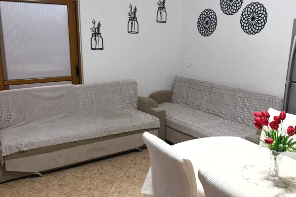 House for Rent Apartment in Tirana, 2+1, Furniture Furnished, Payment 65,000  Leke.