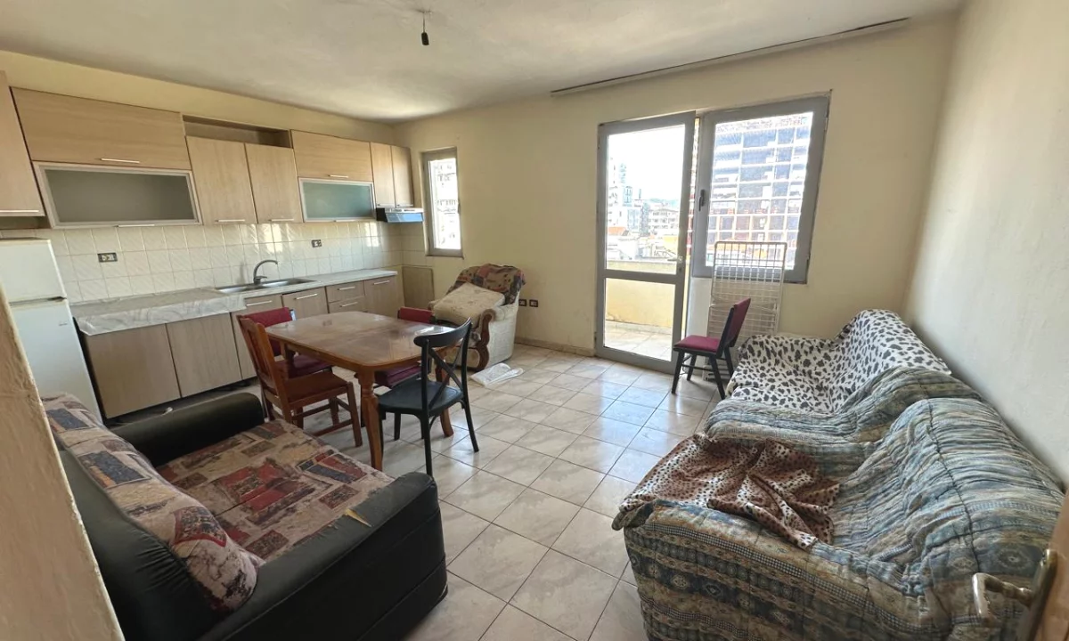 House for Sale Apartment in Tirana, 2+1, Furniture In Part, Payment 120,000  Euro.