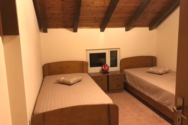 House for Rent Luxury villas in Tirana, 2+1, Furniture Furnished, Payment 60,000  Leke.