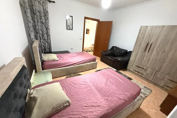 House for Rent Apartment in Tirana, 2+1, Furniture Furnished, Payment 75,000  Leke.
