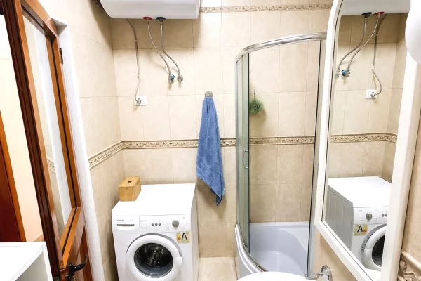 House for Rent Apartment in Tirana, 2+1, Furniture Furnished, Payment 70,000  Leke.