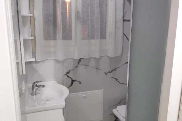 House for Rent Apartment in Tirana, 2+1, Furniture Furnished, Payment 50,000  Leke.