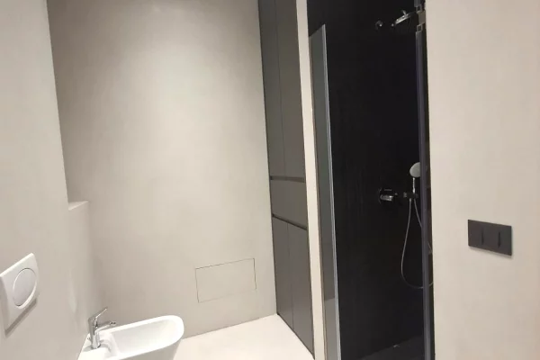Shtepi ne shitje Apartament ne Tirane, 1+1, Mobilimi E mobiluar, Pagesa 320,000  Euro.