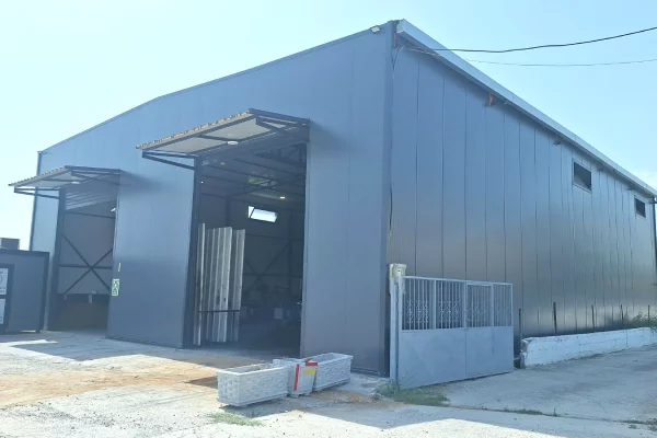 🏢 JEPET ME QIRA KAPANON – Berxulle Cmimi: 150,000 leke/muaj