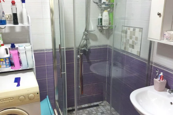 Shtepi me qera Apartament ne Tirane, 1+1, Mobilimi E mobiluar, Pagesa 50,000  Leke.