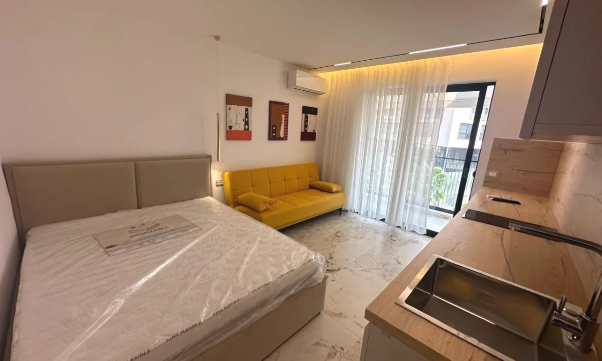 Shtepi ne shitje Apartament ne Tirane, Garsoniere, Mobilimi E mobiluar, Pagesa 89,000  Euro.