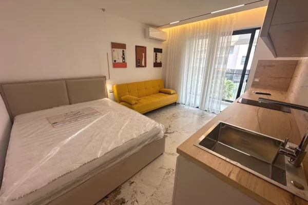 Shtepi ne shitje Apartament ne Tirane, Garsoniere, Mobilimi E mobiluar, Pagesa 89,000  Euro.