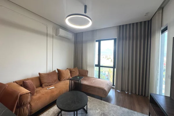 Casa in vendita Appartamento a Tirana, 1+1, Ambiente Arredato, Pagamento 170,000  Euro.