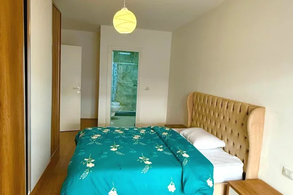 Shtepi me qera Apartament ne Tirane, 2+1, Mobilimi E mobiluar, Pagesa 800  Euro.