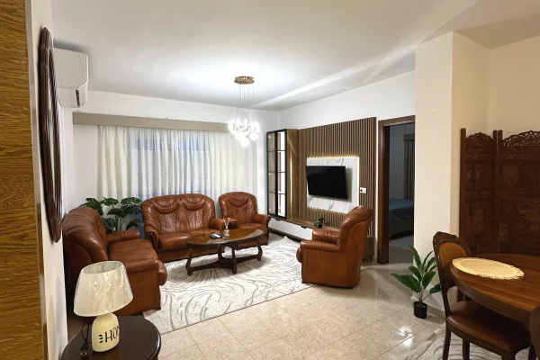Shtepi me qera 2+1 ne Tirane - 70,000 Leke