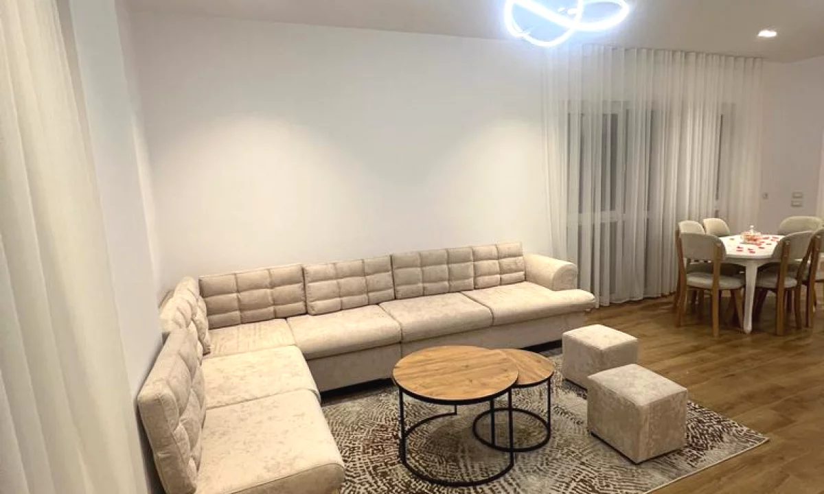 Shtepi me qera Apartament ne Tirane, 2+1, Mobilimi E mobiluar, Pagesa 115,000  Leke.