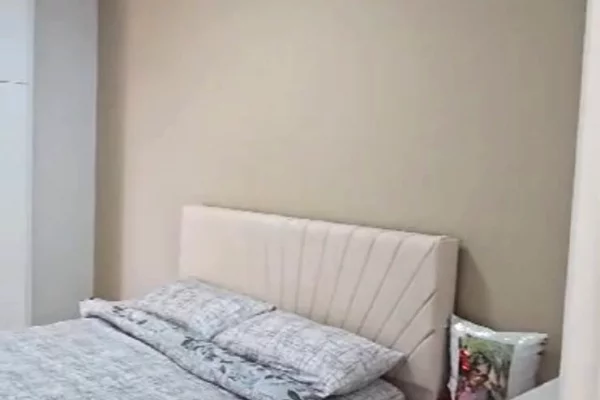 Shtepi me qera Apartament ne Tirane, 2+1, Mobilimi E mobiluar, Pagesa 650  Leke.