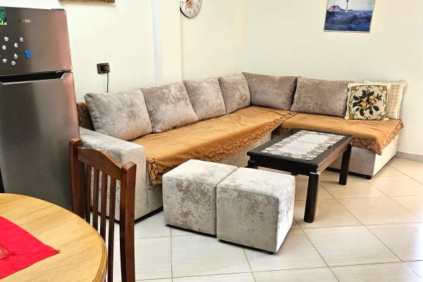 Shtepi me qera 2+1 ne Tirane - 500 Euro