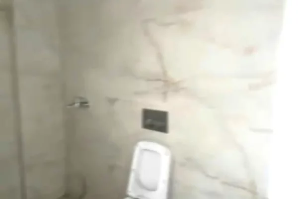 Shtepi me qera Apartament ne Tirane, 2+1, Mobilimi Bosh, pa mobiluar, Pagesa 65,000  Leke.