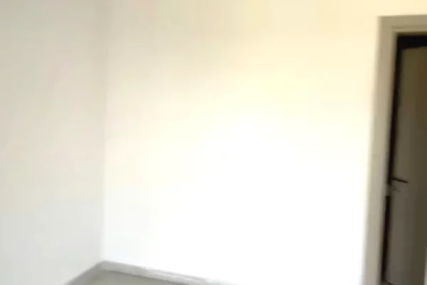 Shtepi me qera Apartament ne Tirane, 2+1, Mobilimi Bosh, pa mobiluar, Pagesa 65,000  Leke.