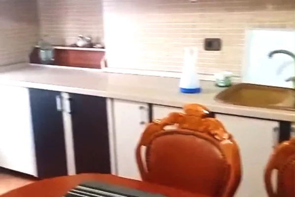 Shtepi me qera Apartament ne Tirane, 2+1, Mobilimi E mobiluar, Pagesa 50,000  Leke.