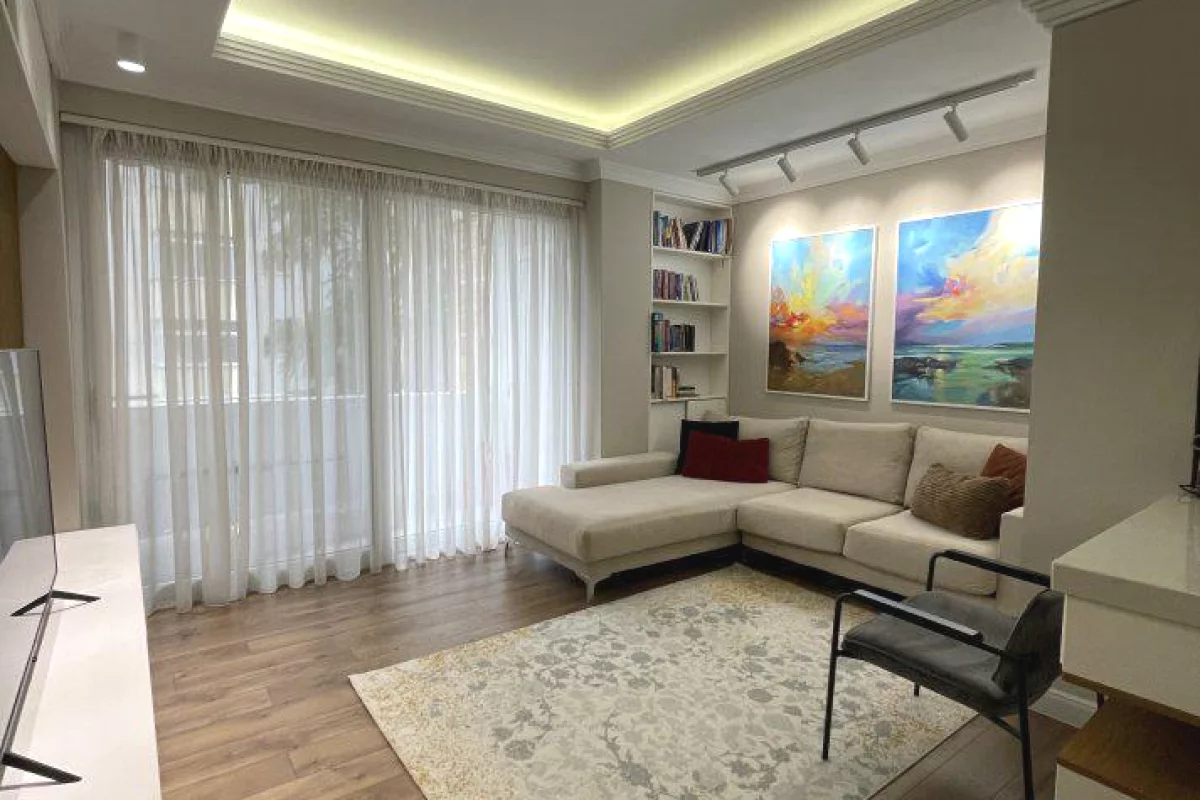 Shtepi me qera Apartament ne Tirane, 2+1, Mobilimi E mobiluar, Pagesa 80,000  Leke.
