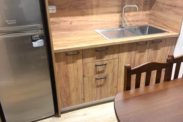 Shtepi me qera Apartament ne Tirane, 1+1, Mobilimi E mobiluar, Pagesa 55,000  Leke.