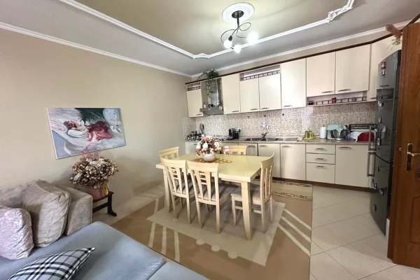 Shtepi ne shitje Apartament ne Tirane, 2+1, Mobilimi E mobiluar, Pagesa 230,000  Euro.