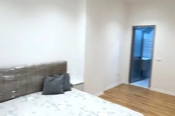 Shtepi me qera Garsoniere ne Tirane - 55,000 Leke