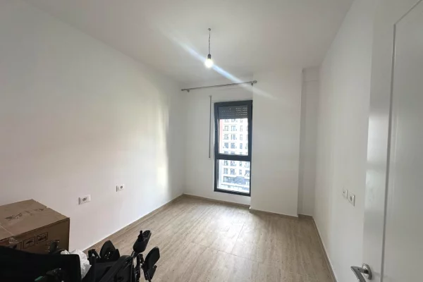 Shtepi me qera Apartament ne Tirane, 2+1, Mobilimi Pjeserisht e mobiluar, Pagesa 70,000  Leke.