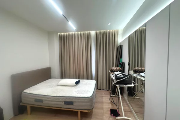 Shtepi me qera Apartament ne Tirane, 2+1, Mobilimi E mobiluar, Pagesa 60,000  Leke.