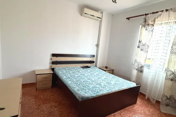 Shtepi me qera Apartament ne Tirane, 2+1, Mobilimi E mobiluar, Pagesa 42,000  Leke.
