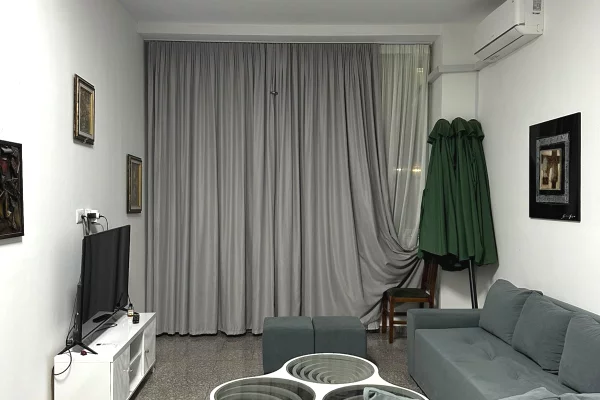Shtepi me qera Apartament ne Tirane, 2+1, Mobilimi E mobiluar, Pagesa 65,000  Leke.