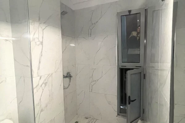 Shtepi me qera Apartament ne Tirane, 2+1, Mobilimi E mobiluar, Pagesa 60,000  Leke.