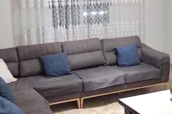 Shtepi me qera 2+1 ne Tirane - 70,000 Leke