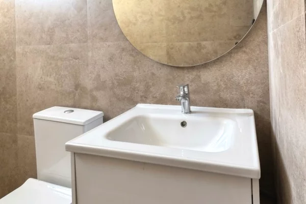 Shtepi me qera Apartament ne Tirane, 1+1, Mobilimi E mobiluar, Pagesa 55,000  Leke.