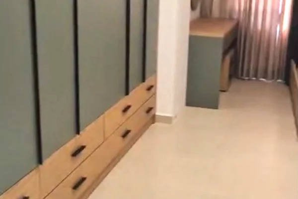 Shtepi me qera Apartament ne Tirane, 2+1, Mobilimi E mobiluar, Pagesa 85,000  Leke.