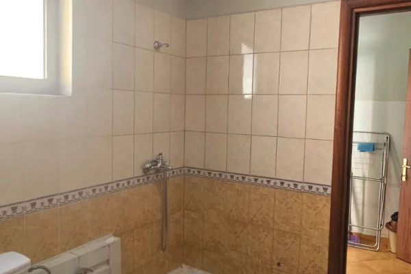Appartamento in affitto a Tirana 2+1, Arredato
