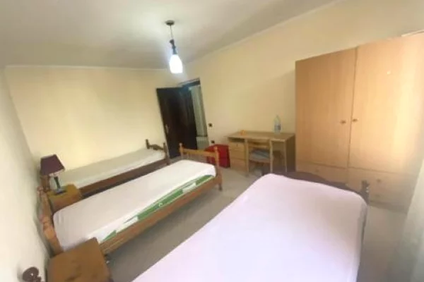Shtepi me qera Apartament ne Tirane, 2+1, Mobilimi E mobiluar, Pagesa 50,000  Leke.