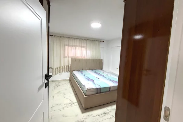 Villa di lusso in affitto a Tirana 2+1, Arredato
