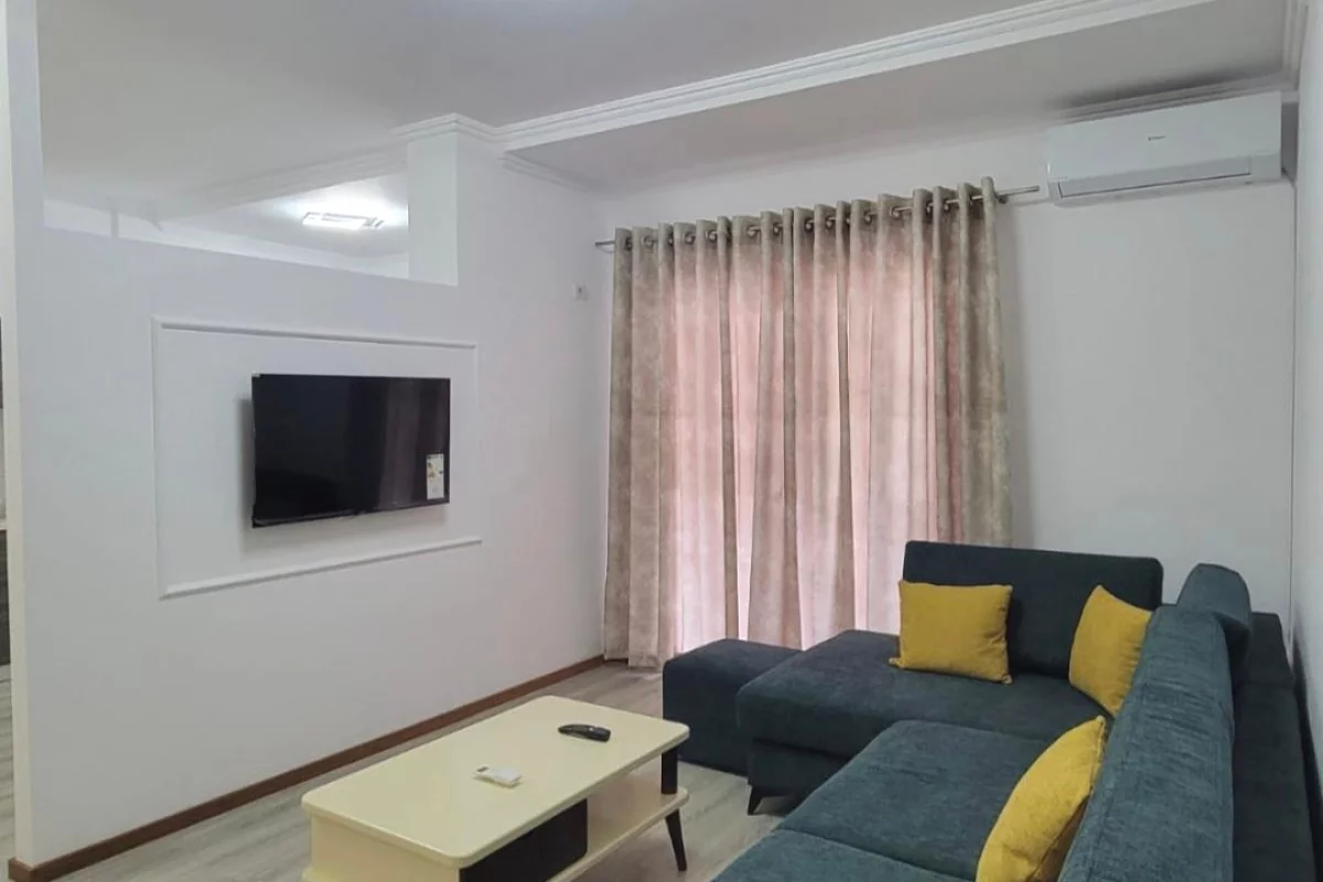 Appartamento in affitto a Tirana 1+1, Arredato