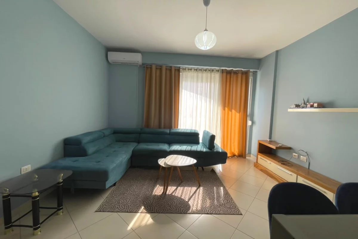 Shtepi me qera Apartament ne Tirane, 1+1, Mobilimi E mobiluar, Pagesa 65,000  Leke.