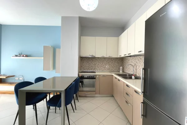 Shtepi me qera Apartament ne Tirane, 1+1, Mobilimi E mobiluar, Pagesa 65,000  Leke.
