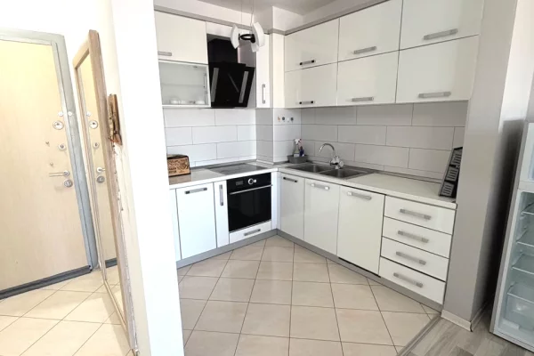 Shtepi me qera Apartament ne Tirane, 2+1, Mobilimi E mobiluar, Pagesa 55,000  Leke.