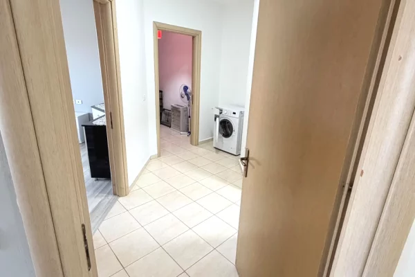 Shtepi me qera Apartament ne Tirane, 2+1, Mobilimi E mobiluar, Pagesa 55,000  Leke.
