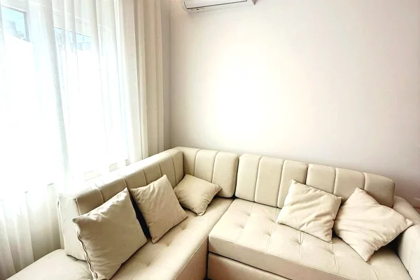 Shtepi me qera 1+1 ne Tirane - 85,000 Leke