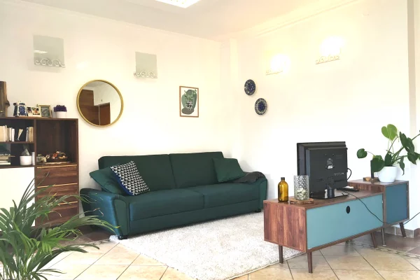 Shtepi me qera Apartament ne Tirane, 2+1, Mobilimi E mobiluar, Pagesa 60,000  Leke.