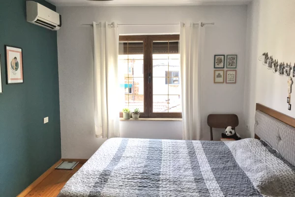 Shtepi me qera Apartament ne Tirane, 2+1, Mobilimi E mobiluar, Pagesa 60,000  Leke.