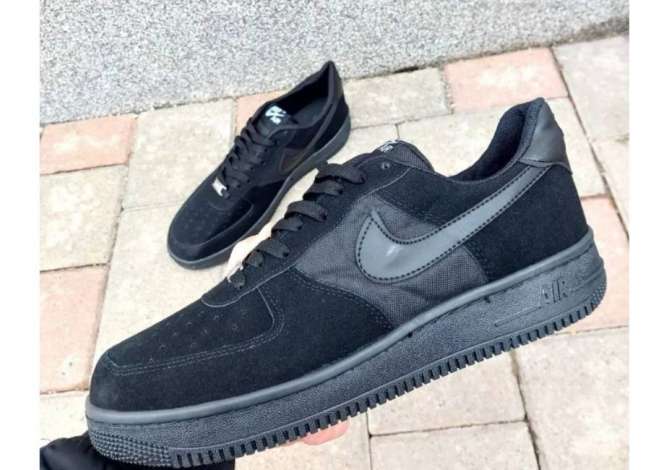 Veshje dhe Aksesor per te Rritur ne Tirane - 25 Euro