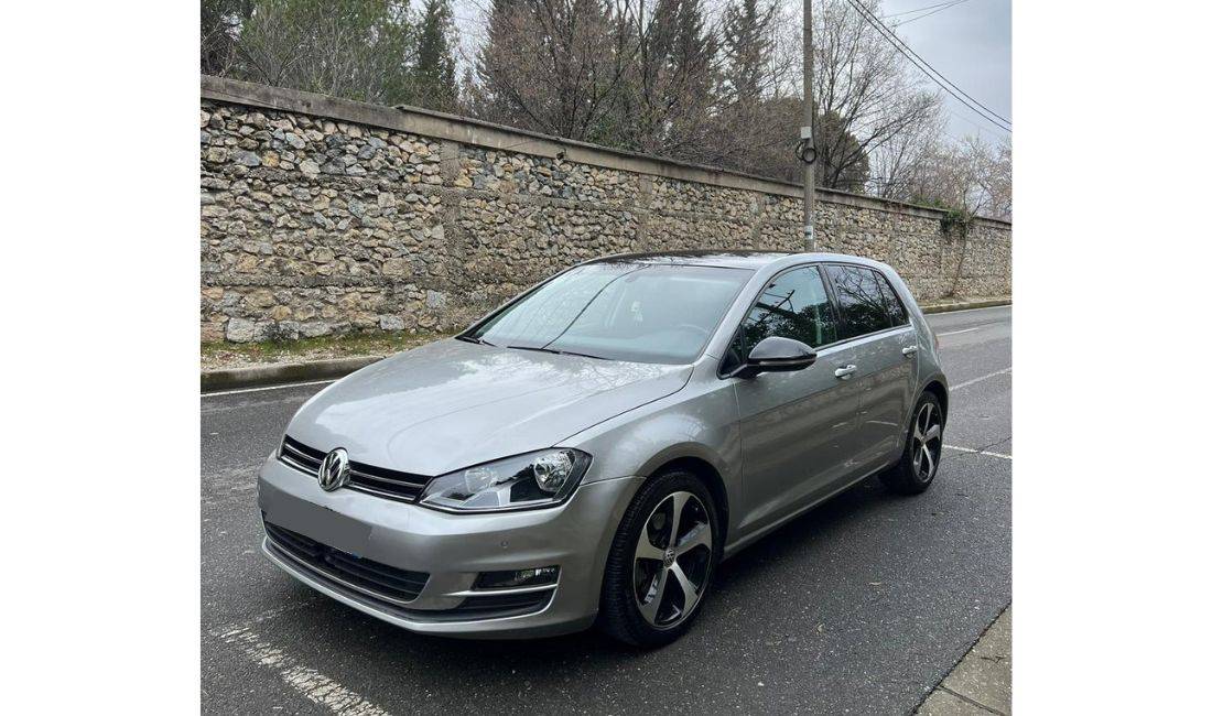 Makine me qera ne Rinas Tirane  Golf 7 duke filluar nga 35 euro dita