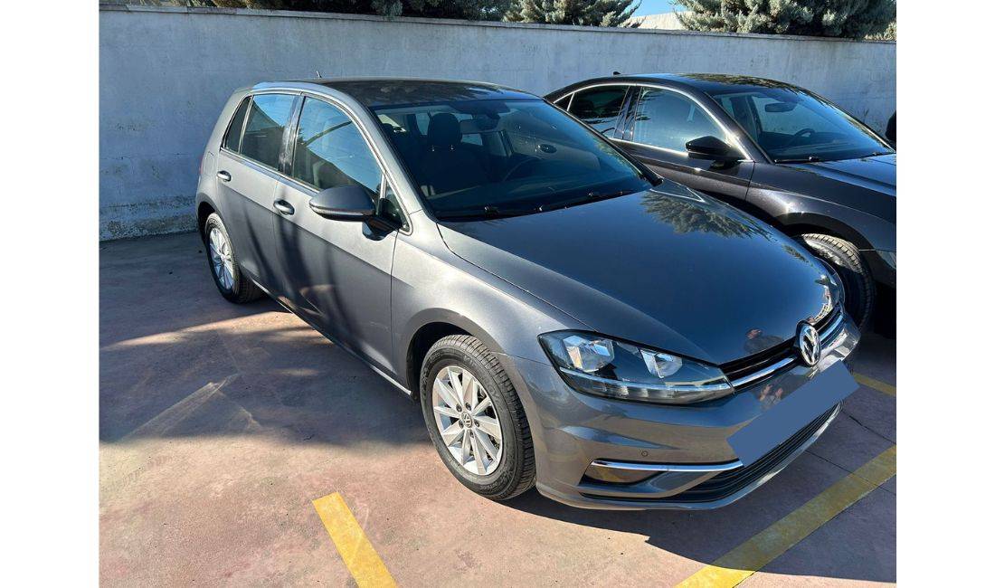 📢 Jepet me qera Makina Volkswagen Golf 7 duke filluar nga 55 euro ne dite