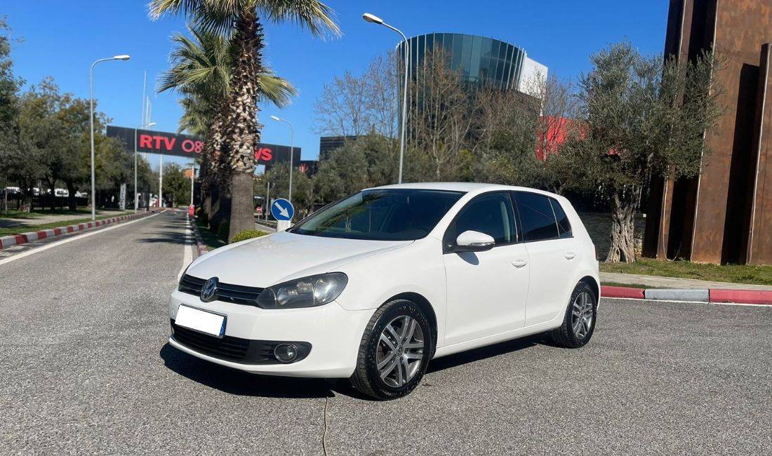 📢 Jepet me qera makina Golf 6 duke filluar nga 35  euro dita