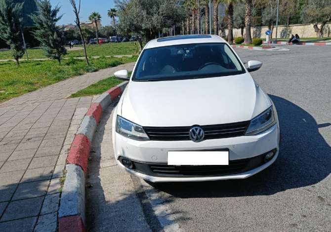 Jepet me qera Volkswagen Jetta duke filluar nga 40 euro dita